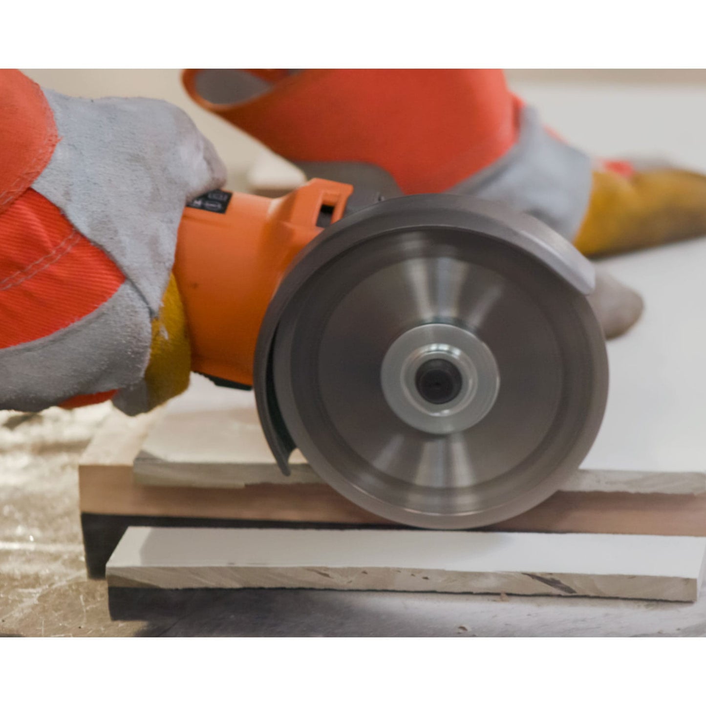 ESMERILADORA ANGULAR 4-1/2" 850W, TRUPER