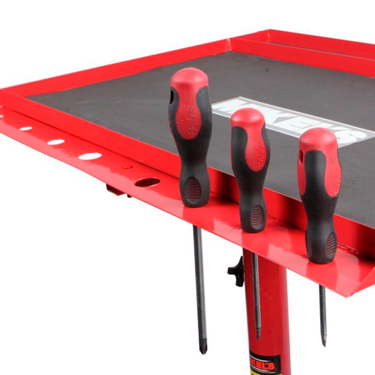 MESA DE TRABAJO C/RUEDAS 23KG MIKELS