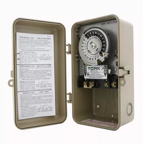 INTERRUPTOR DE HORARIO 1100/24HR 120V